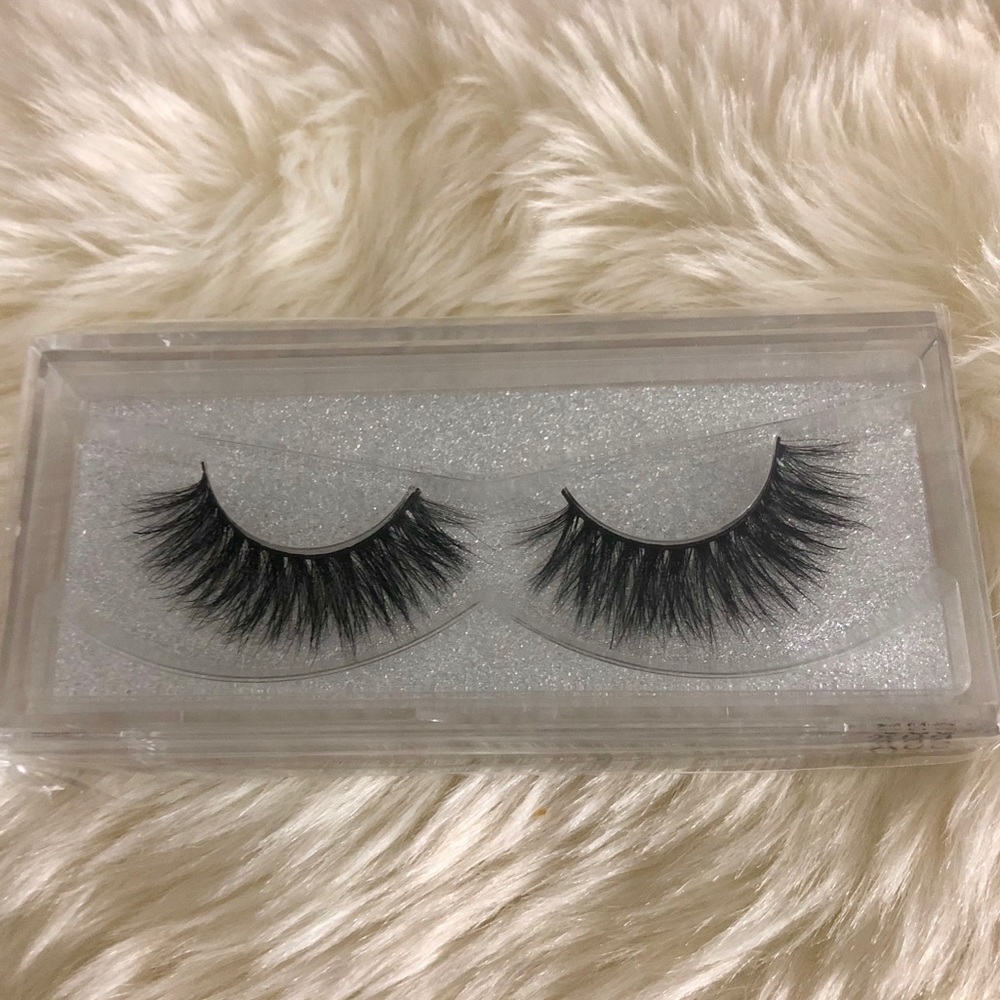 EYELASHES (BOM BON)